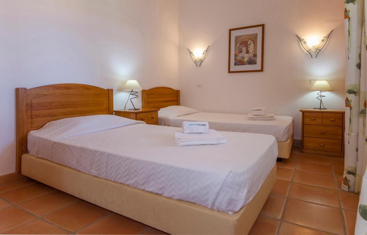 B46 - Marinapark Apartment With Seaview Lagos Bagian luar foto
