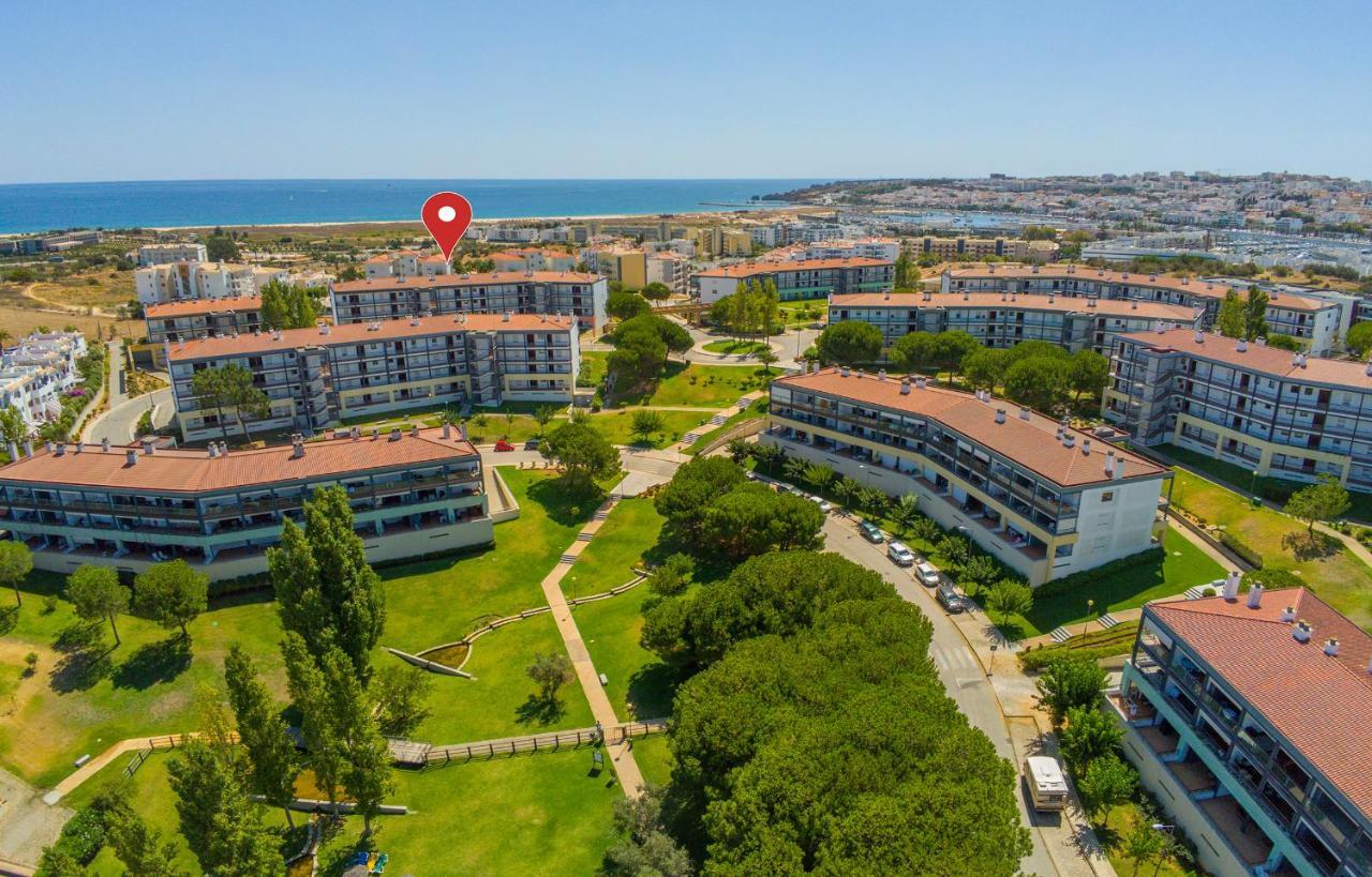 B46 - Marinapark Apartment With Seaview Lagos Bagian luar foto